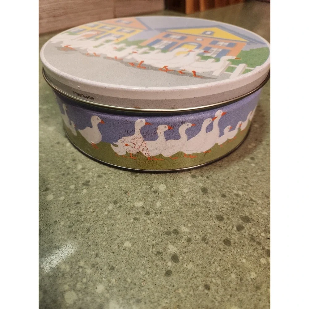 VTG 1980s Country Goose Round Tin